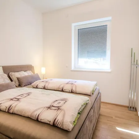 公寓 Sunshine Deluxe - Top 4 *